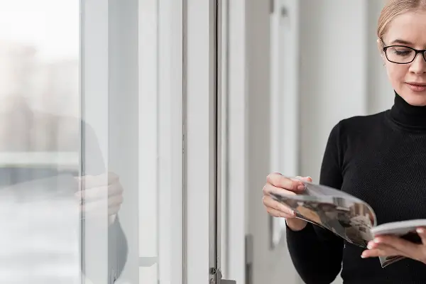 Bezpečnostné fólie na okná domu alebo bytu pre vyššiu ochranu a pocit bezpečia